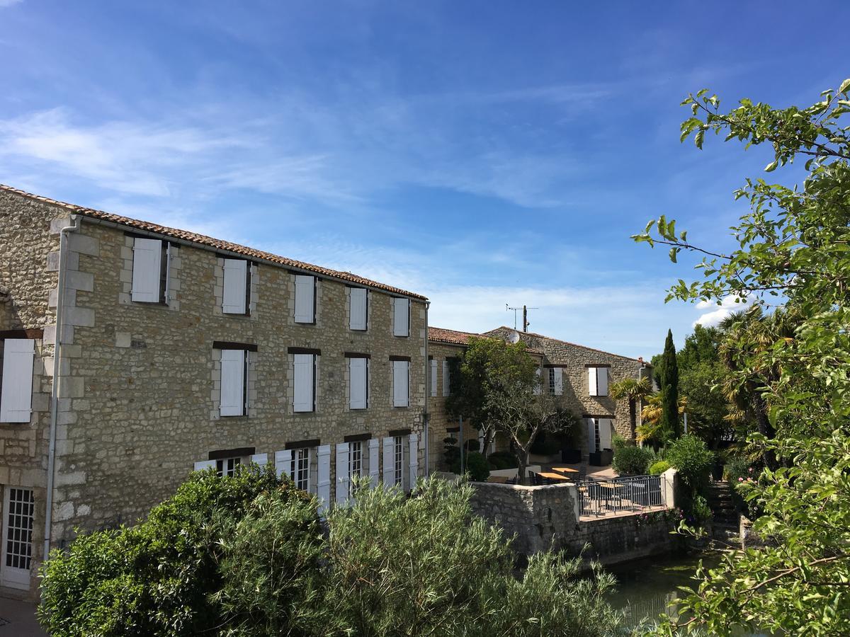 Logis Hotel Le Moulin De Chalons Le Gua  Екстер'єр фото